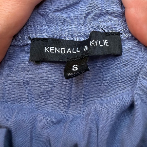 Kendall & Kylie Blue Ruffled Tie front Crop Top - Picture 3 of 3